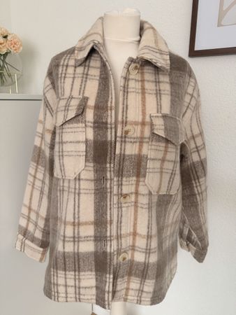 Jacke Zara kariert beige Gr. S neuwertig Herbst Hemdjacke