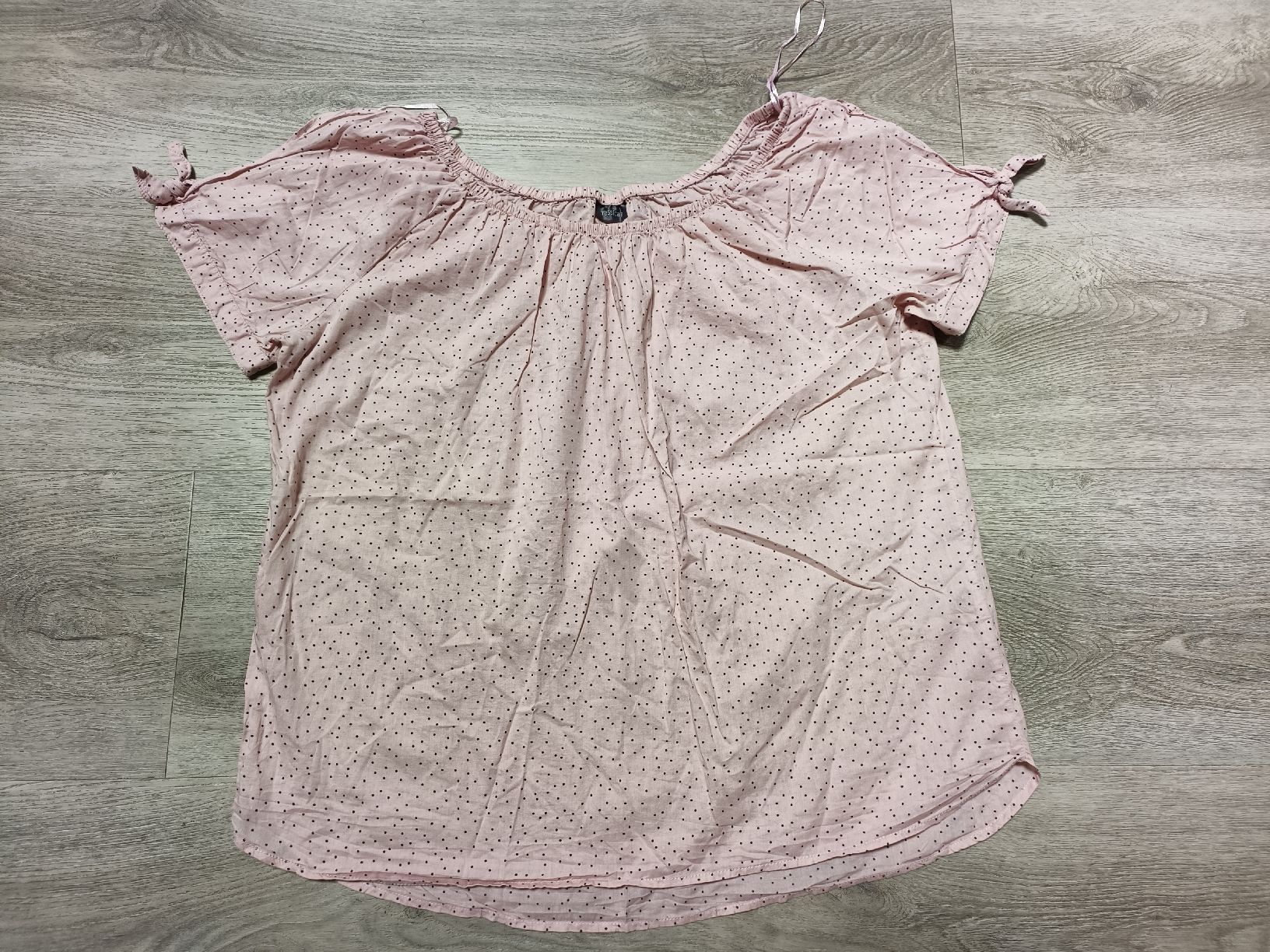Camicette: Leichtes Blusenshirt  44 – Usato da Bätterkinden venduto da Elefantenzoo