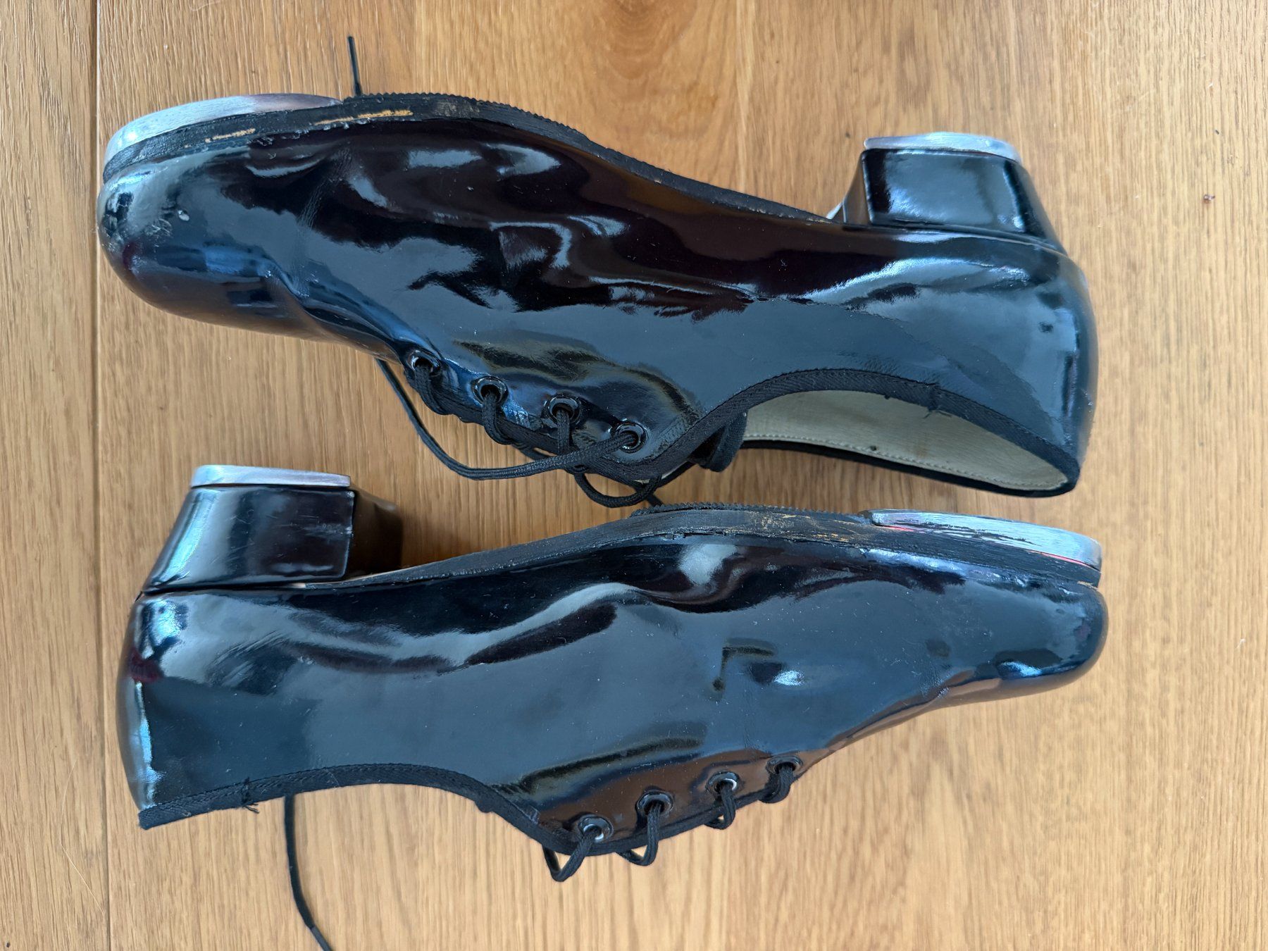 Damenschuhe: chaussures de claquettes – Gebraucht aus Founex von MaevaMatahi 4