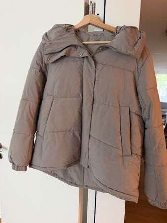 Oysho Daunenjacke beige Grösse S neuwertig