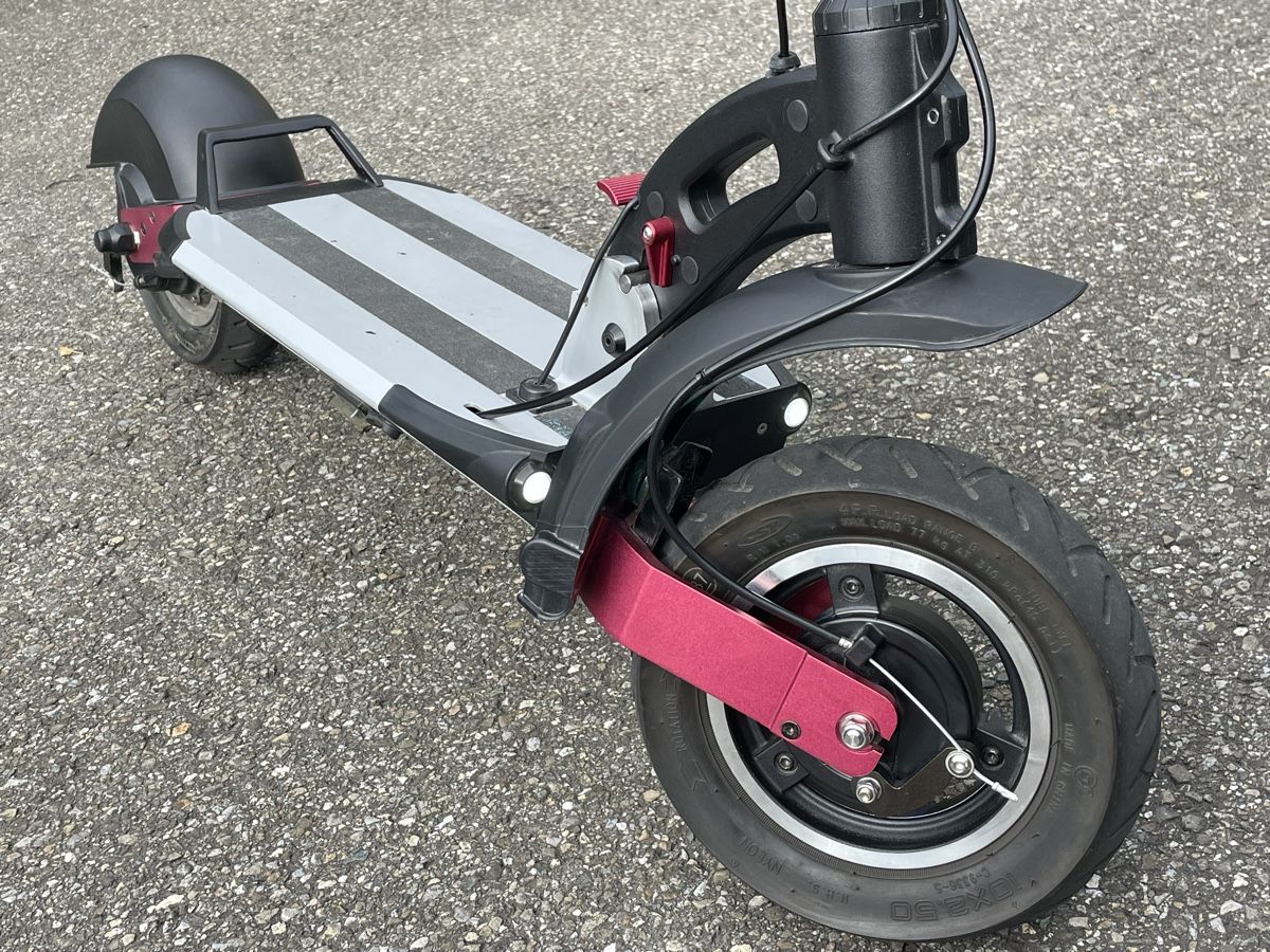 Scooters: Inokim Quick 4 Super e-Trottinette / scooter – Gebraucht aus Ehrendingen von renue