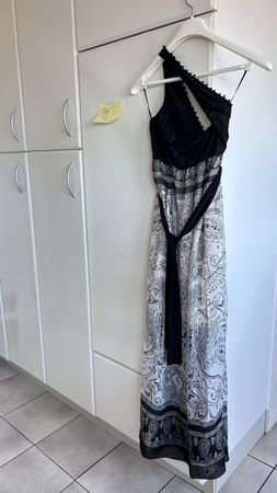 Sommer Kleid neuwertig Ana  Alcazar 38