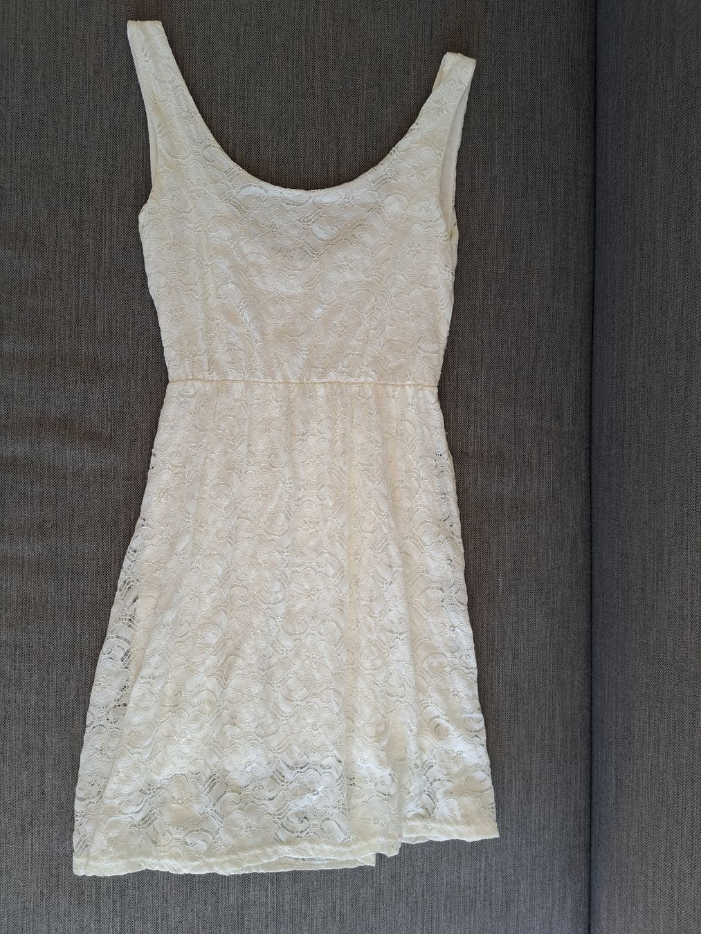 Robes: Kleid Spitze, weiss Grösse S/M – D'occasion à Jona par cel_s8jx