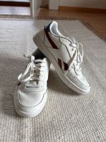 Reebok Sneakers White Burgundy Blue.Used ,good condition 