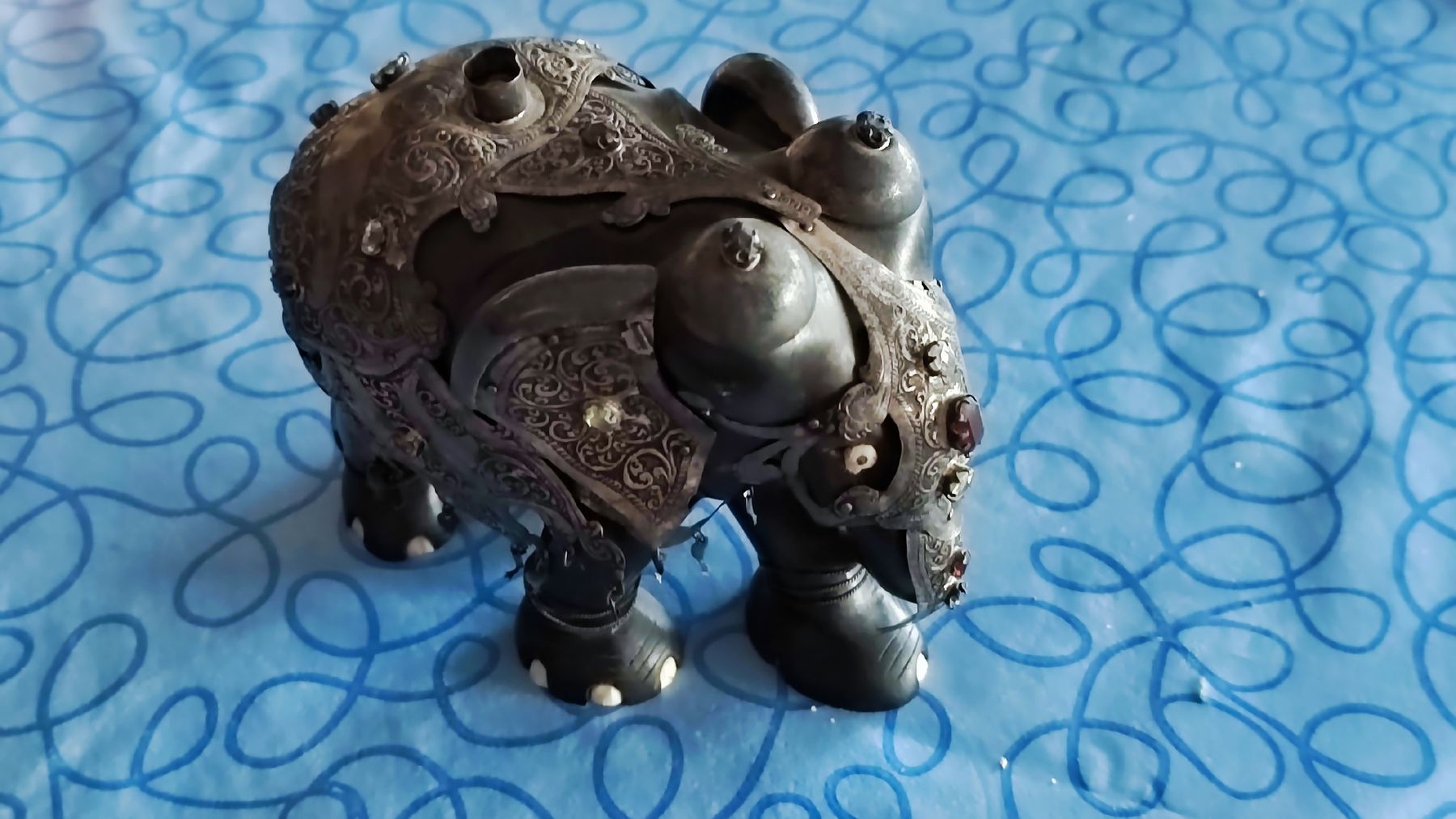 Statuette: Dekorativer Elefant – Usato da Grenchen venduto da Elefantenfam 4