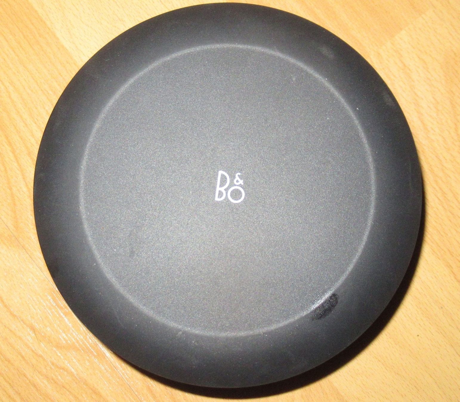 Bang & Olufsen Casse acustiche: B&O Audio Beosound A1, 2. Generation Schwarz – Usato da Männedorf venduto da livesteam 2
