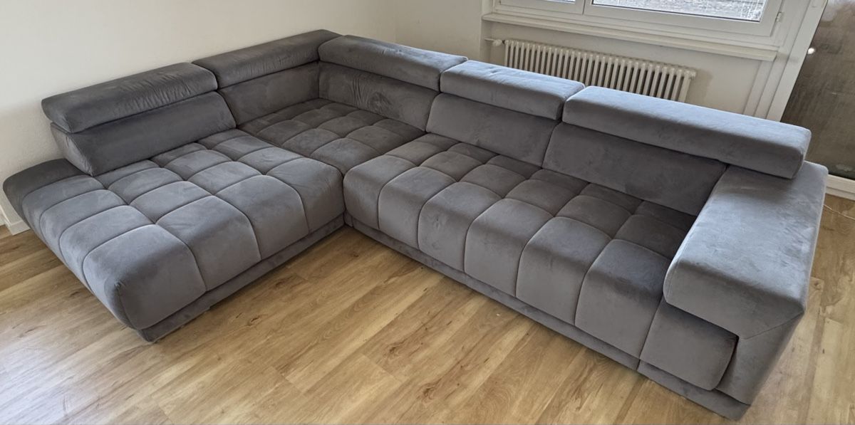 Sofas: Ecksofa grau 325x225cm – D'occasion à Dietlikon par rregue
