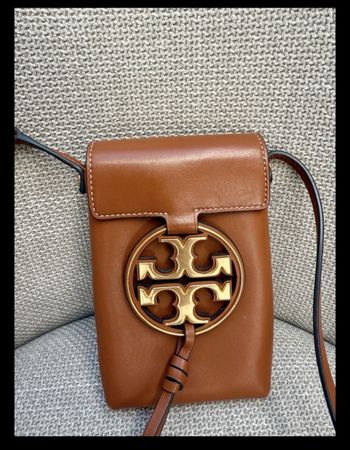 Tory Burch Leather Crossbody Bag - Perfect for Autumn!