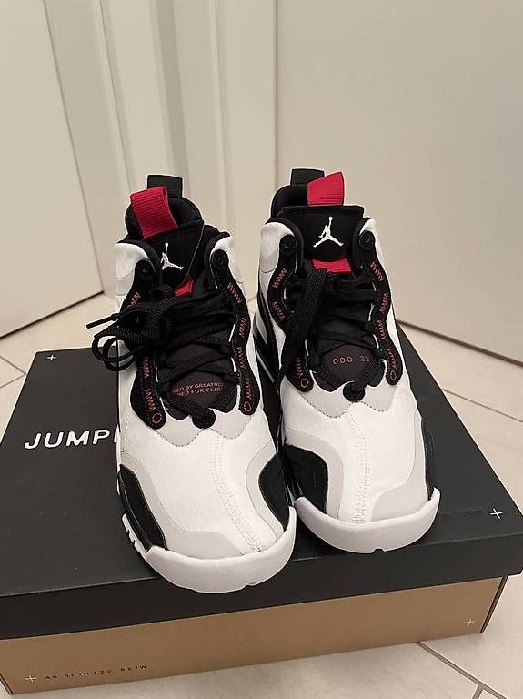 Scarpe da uomo: Nike Air Jordan Aerospace 720 – Usato da Perly venduto da Evan78 4