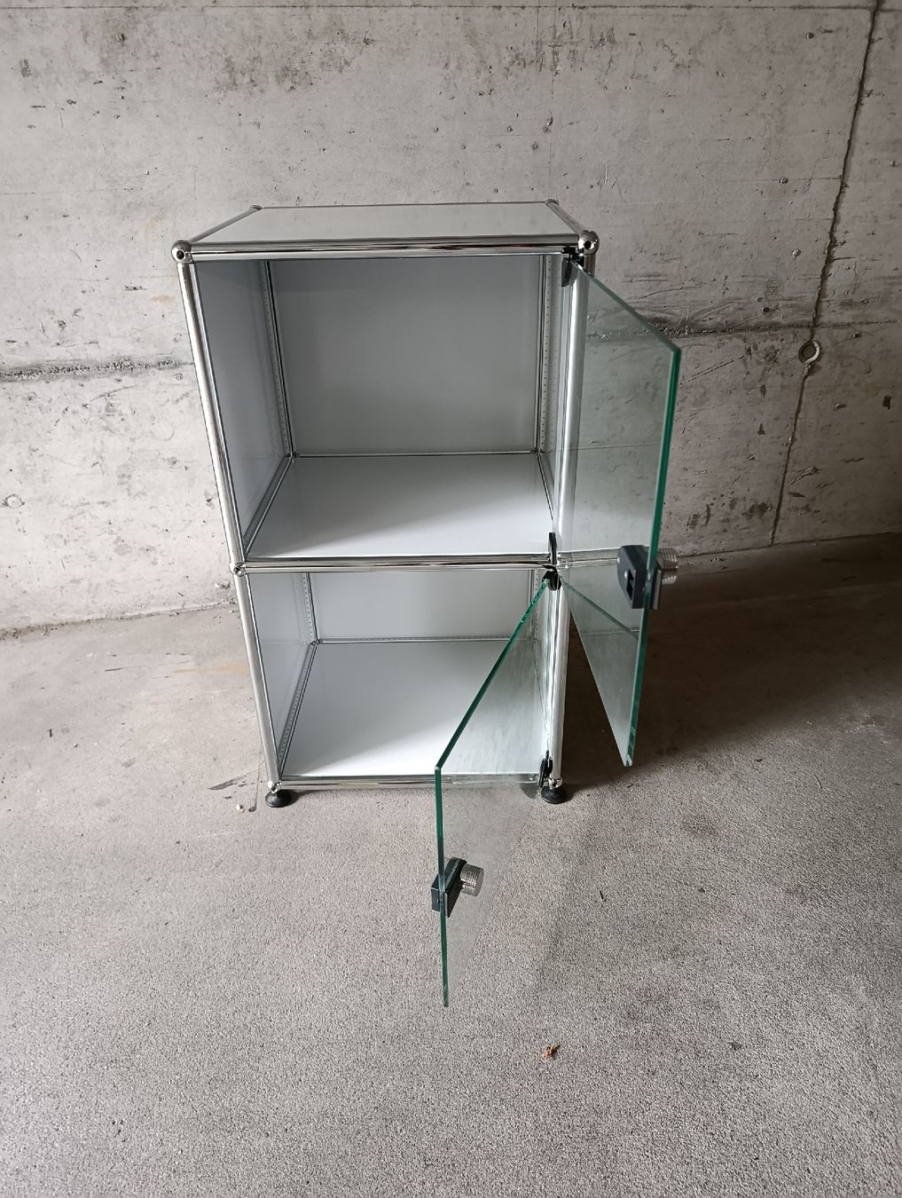 Vitrinen: USM HALLER VITRINE – Neu (gemäss Beschreibung) aus Kloten von pitagora101 2