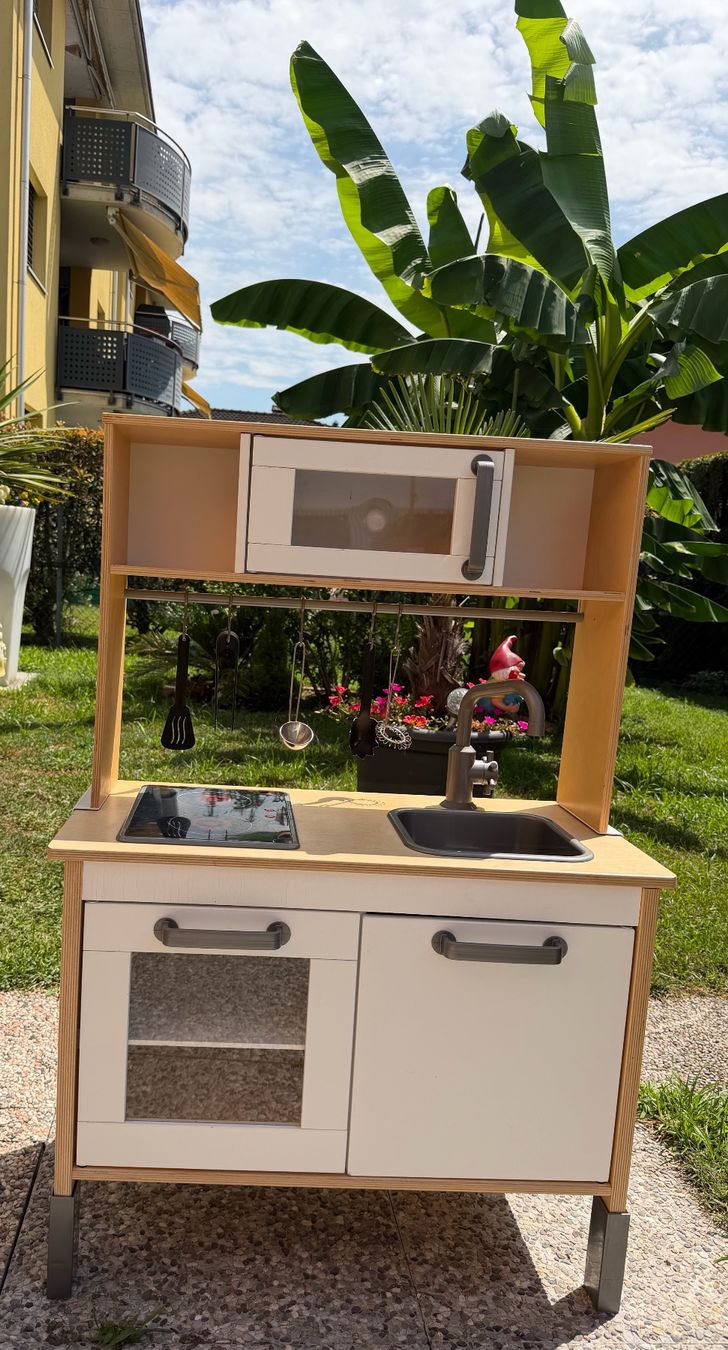 Ikea Komplettküchen: Cucina Ikea con accessori e calcolatrice solari gratis – Gebraucht aus Cugnasco von tizianaq 2