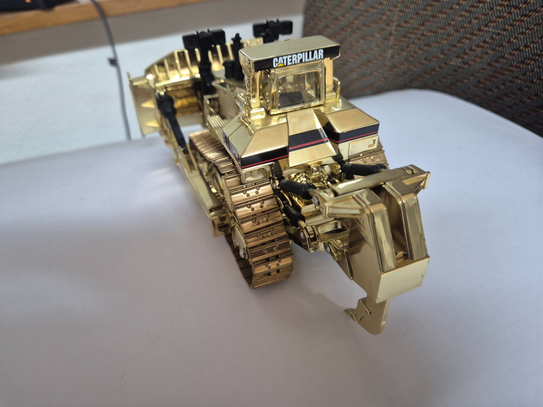 Caterpillar Kit di modellismo & Modellini statici: CATERPILLAR D11 R  OR – Usato da Moutier venduto da cat365 1