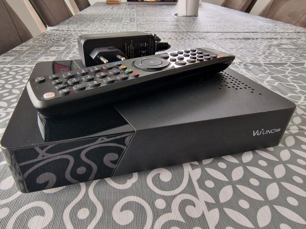 Cable Receiver VU+ UNO 4K Kaufen auf Ricardo