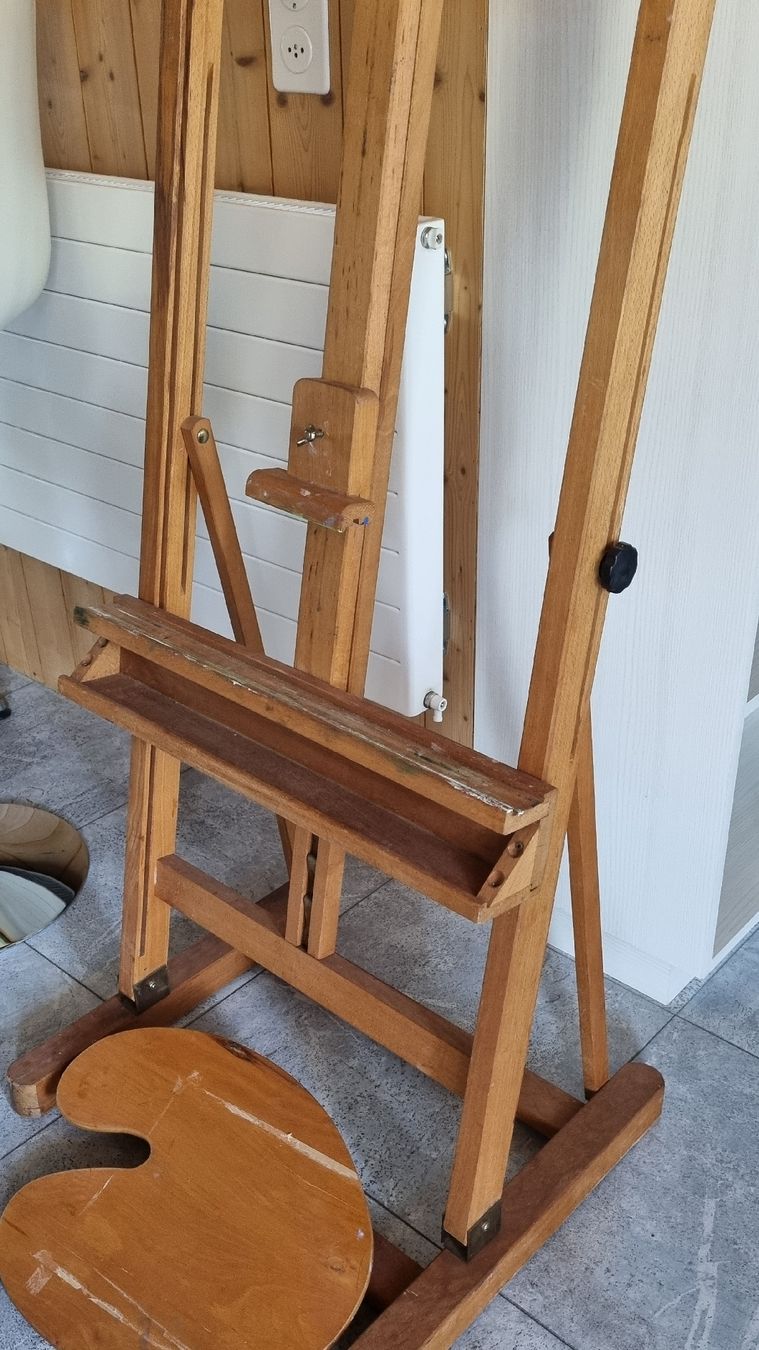 Staffeleien: Staffelei – Gebraucht aus Sarnen von Misha3 2