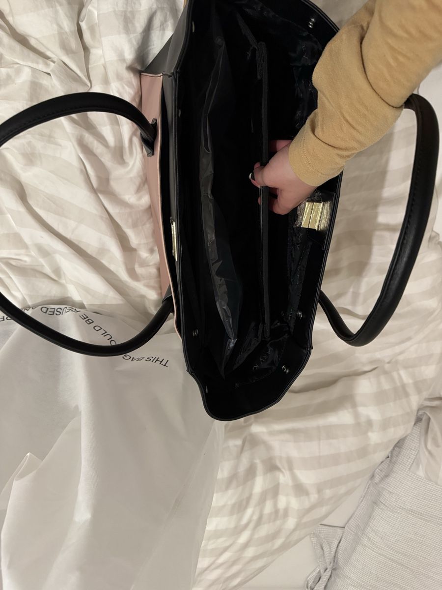 Mary Kay Borse da donna: Mary Kay Handtasche, Neu! – Nuovo e nell'imballaggio originale da La Punt Chamues-ch venduto da EliC_8.8. 2