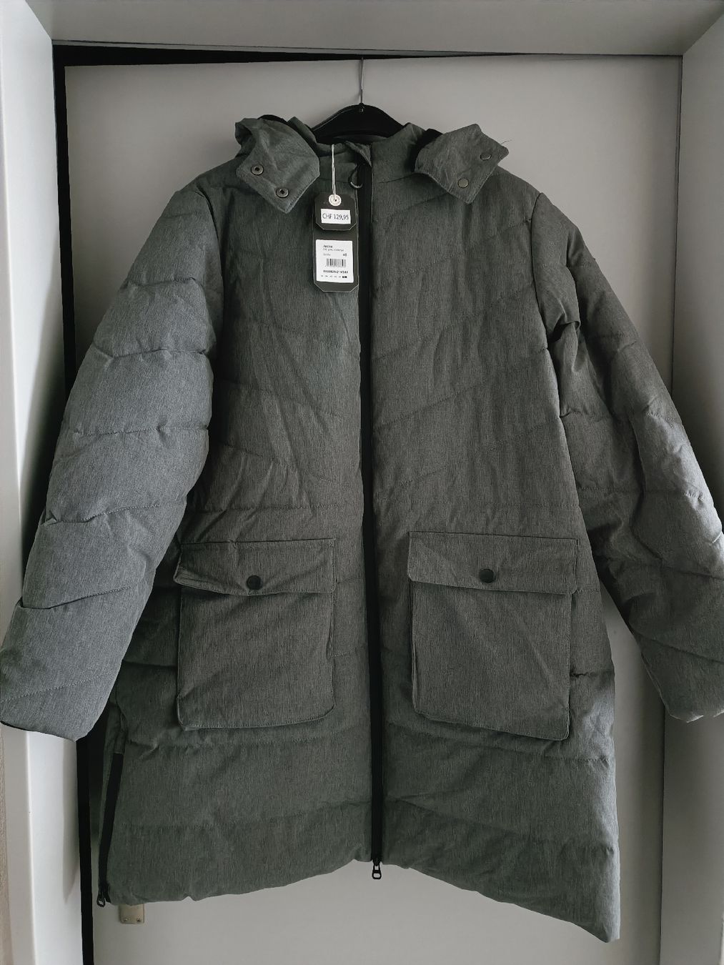 Cappotti: Neue Wintermantel Lang, Gr. 46 – Nuovo e nell'imballaggio originale da Winterthur venduto da meci02
