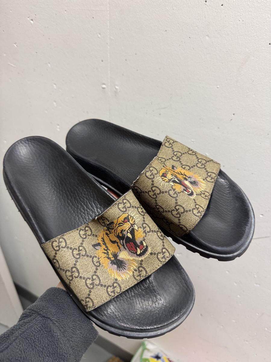 Scarpe da uomo: Gucci mit Tigerprint, Grösse 43 – Usato da Wiesendangen venduto da hon_52vt