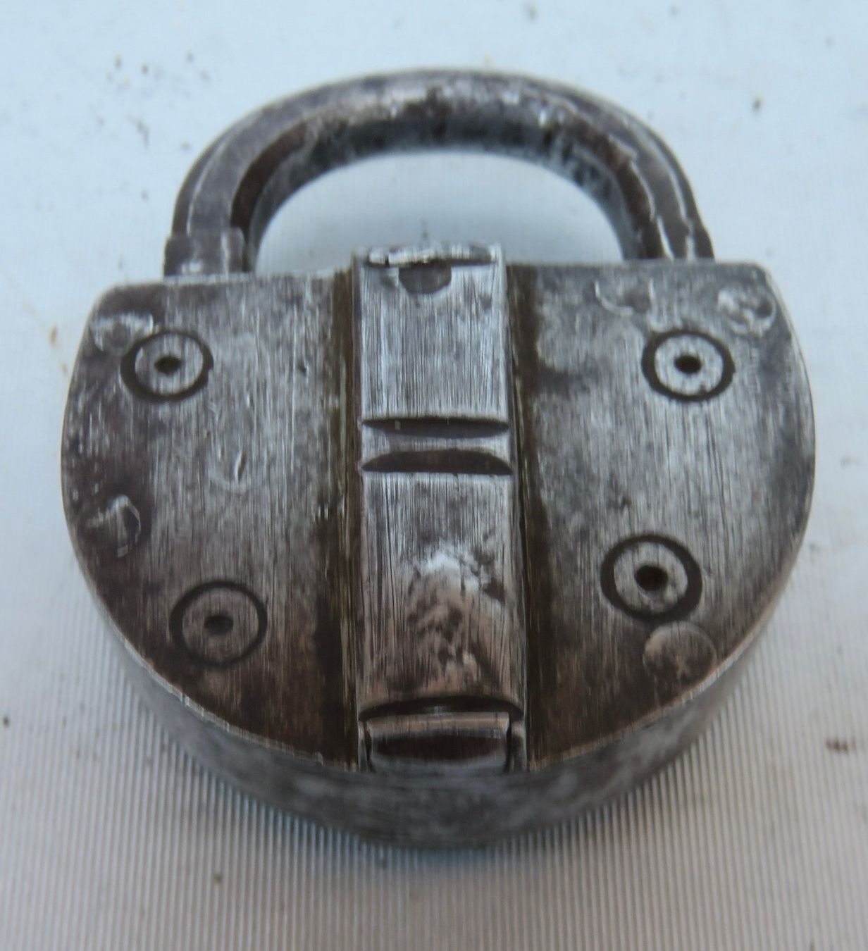 Cadenas: ANTIKES SPEZIAL VORHÄNGESCHLOSS – D'occasion à BERN par erassmusvonrotterdam 5
