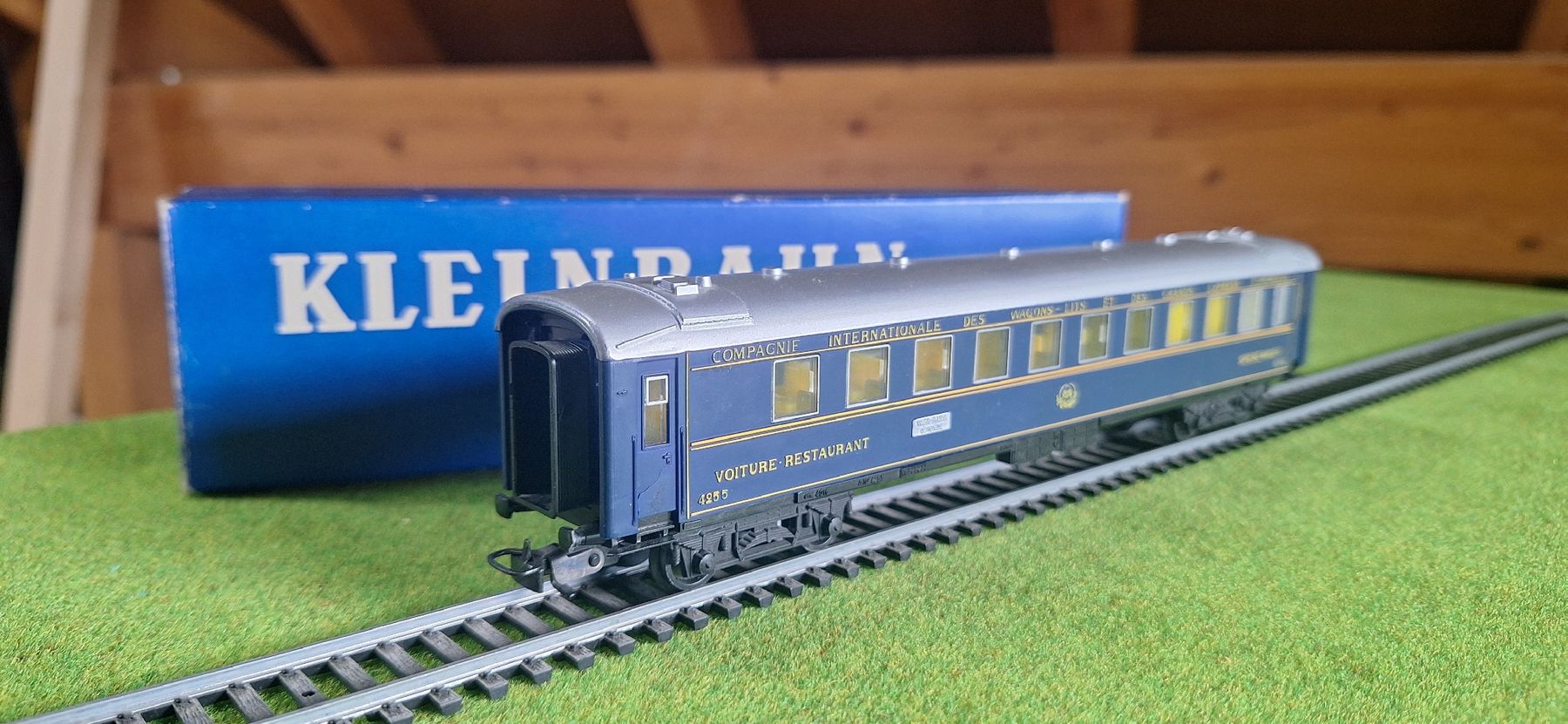 Kleinbahn Modellini di ferrovie: Kleinbahn Speisewagen 386 – Usato da Arnegg venduto da Skippy2.0