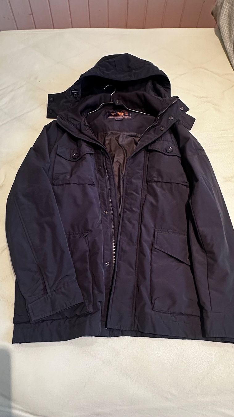 Woolrich Jacken: Woolrich Jacket  dunkelblau – Gebraucht aus winterthur von ElCompai