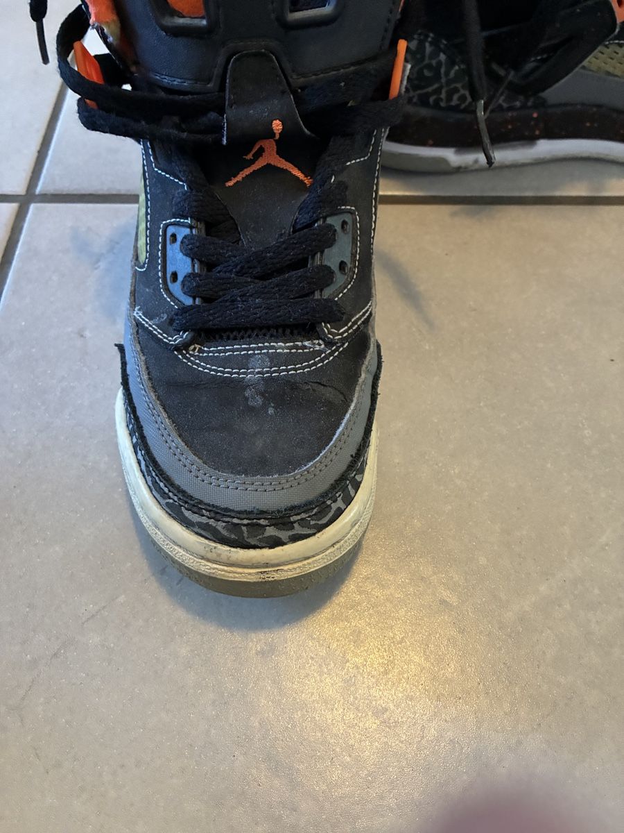 Jordan Scarpe per ragazzi: Air Jordan 4 Schuh Gr.37.5 – Usato da Thun venduto da Cypresses 4