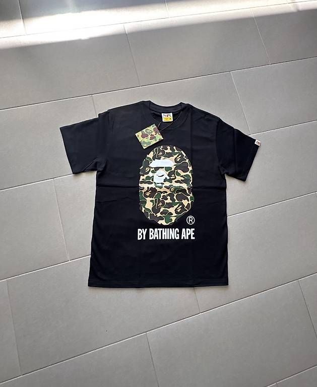 T-shirt: Bape tshirt  – Nuovo e nell'imballaggio originale da Liestal venduto da Adriennsely