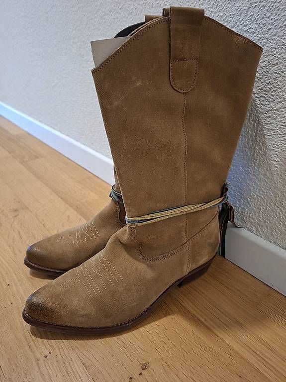 Chaussures femmes: Stiefel von Felmini – Neuf (Voir description) à Rothrist par sydney81 2