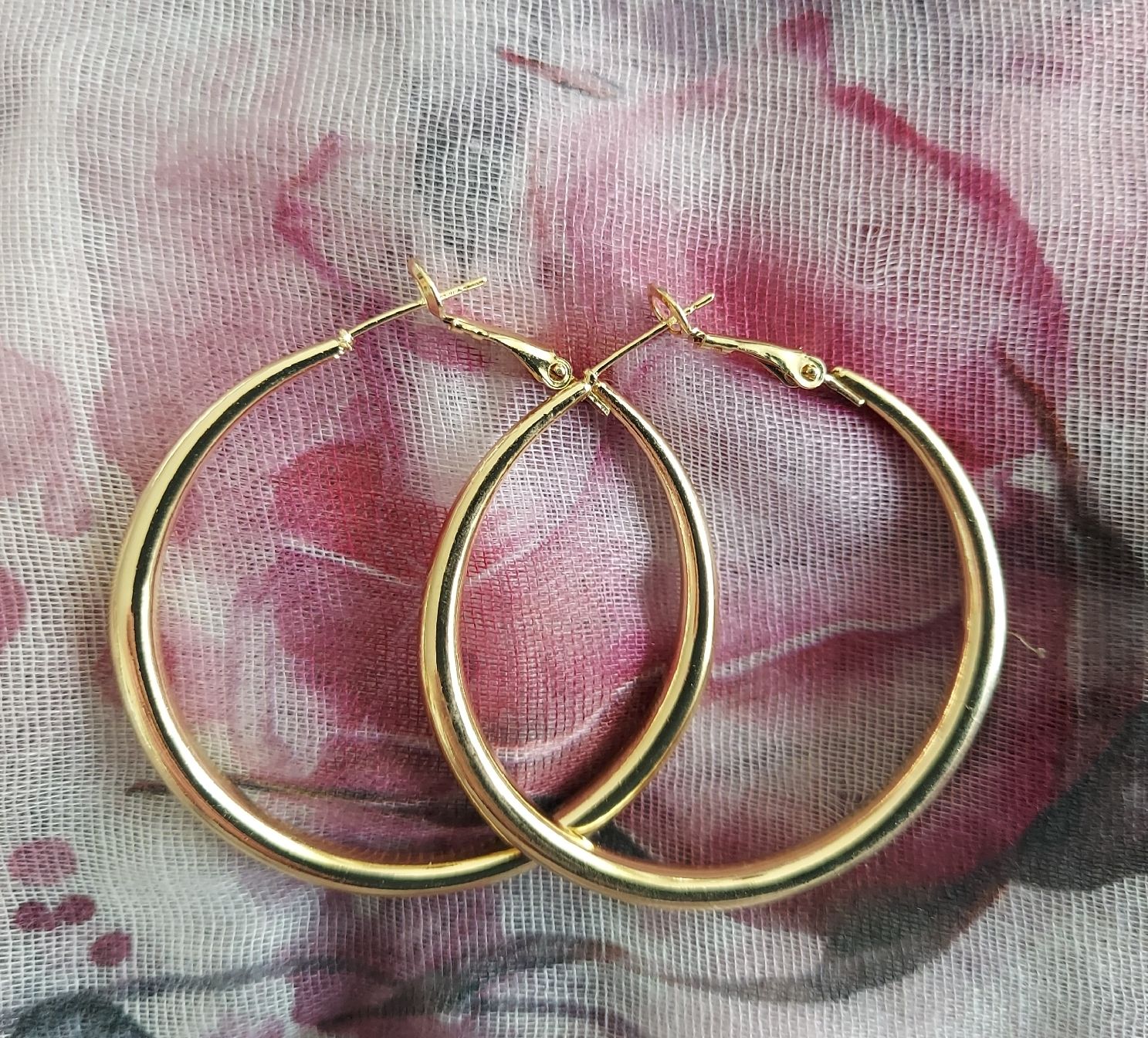 Orecchini pendenti & Orecchini a lobo: Goldene Creolen, 6cm Durchmesser, Neu – Nuovo (secondo la descrizione) da Ettenhausen TG venduto da CH2300