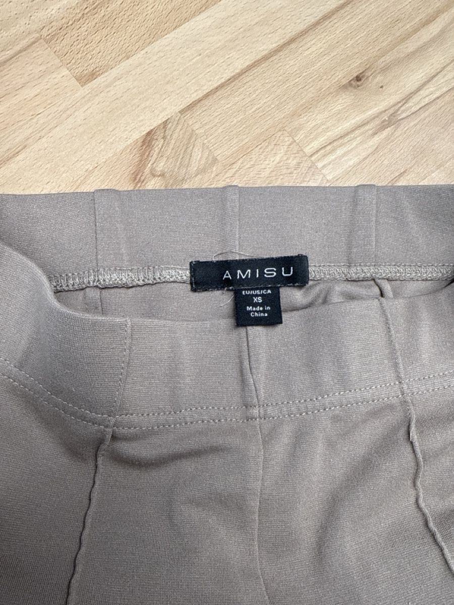 Pantalons: Amisu Schlaghose Gr. XS  – D'occasion à Auenstein par moin. 2