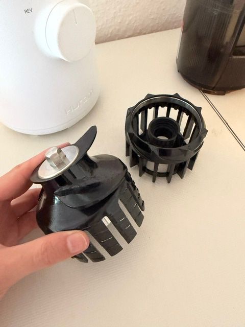 Hurom Appareils de cuisine: Hurom Slow Juicer – D'occasion à Zürich par Blumeeee 7
