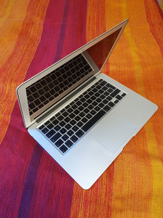 MacBook Air (13inch, Late 2010) Kaufen auf Ricardo