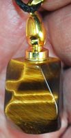 Halskette 1601 - Parfüm Flasche – Tigerauge – 18x34mm