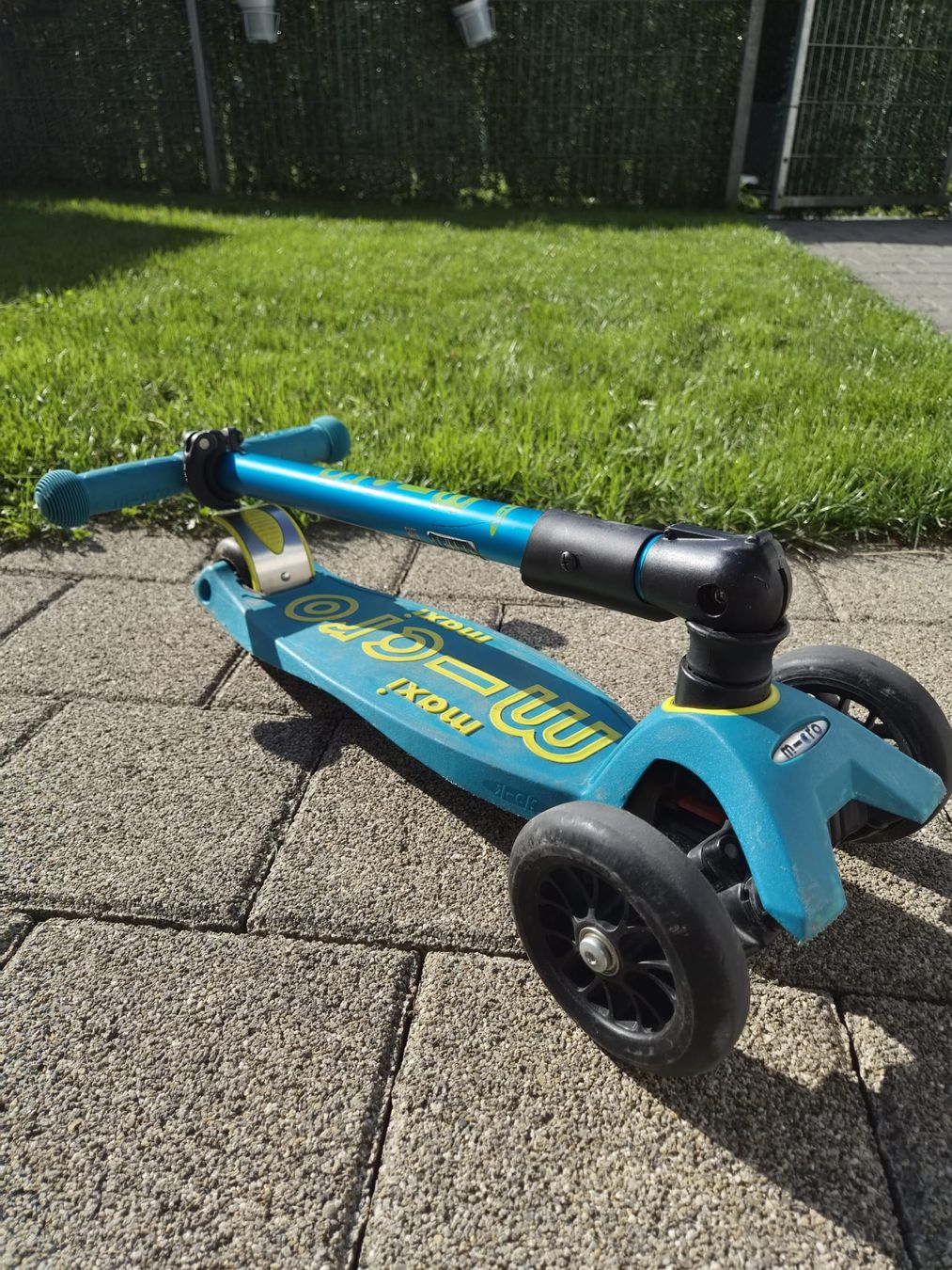 Micro Kickboard: Micro maxi deluxe – D'occasion à Remetschwil par Sotos13 1