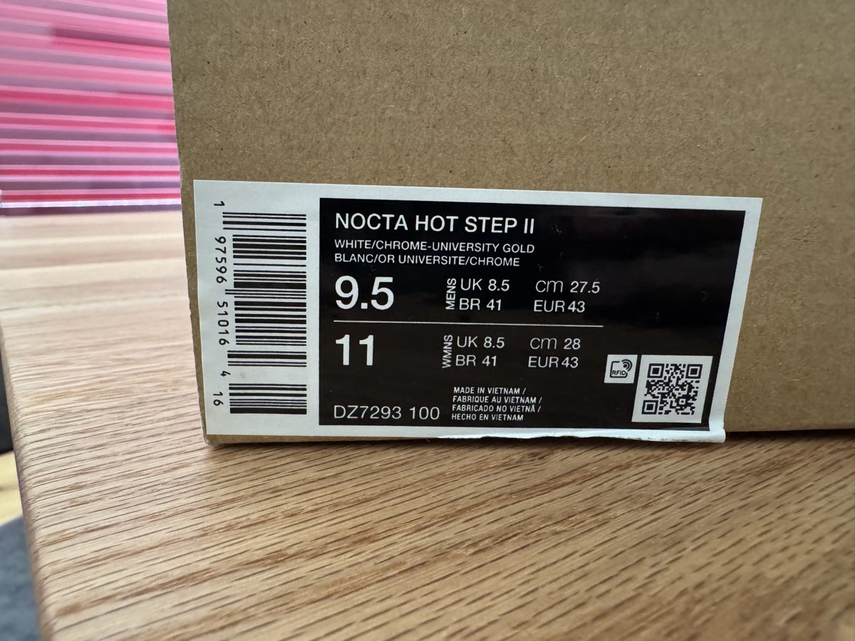 Nike Scarpe da uomo: Nike Hot Step 2 Drake NOCTA weiss – Nuovo (secondo la descrizione) da Wattwil venduto da Elia_Bugday86 4