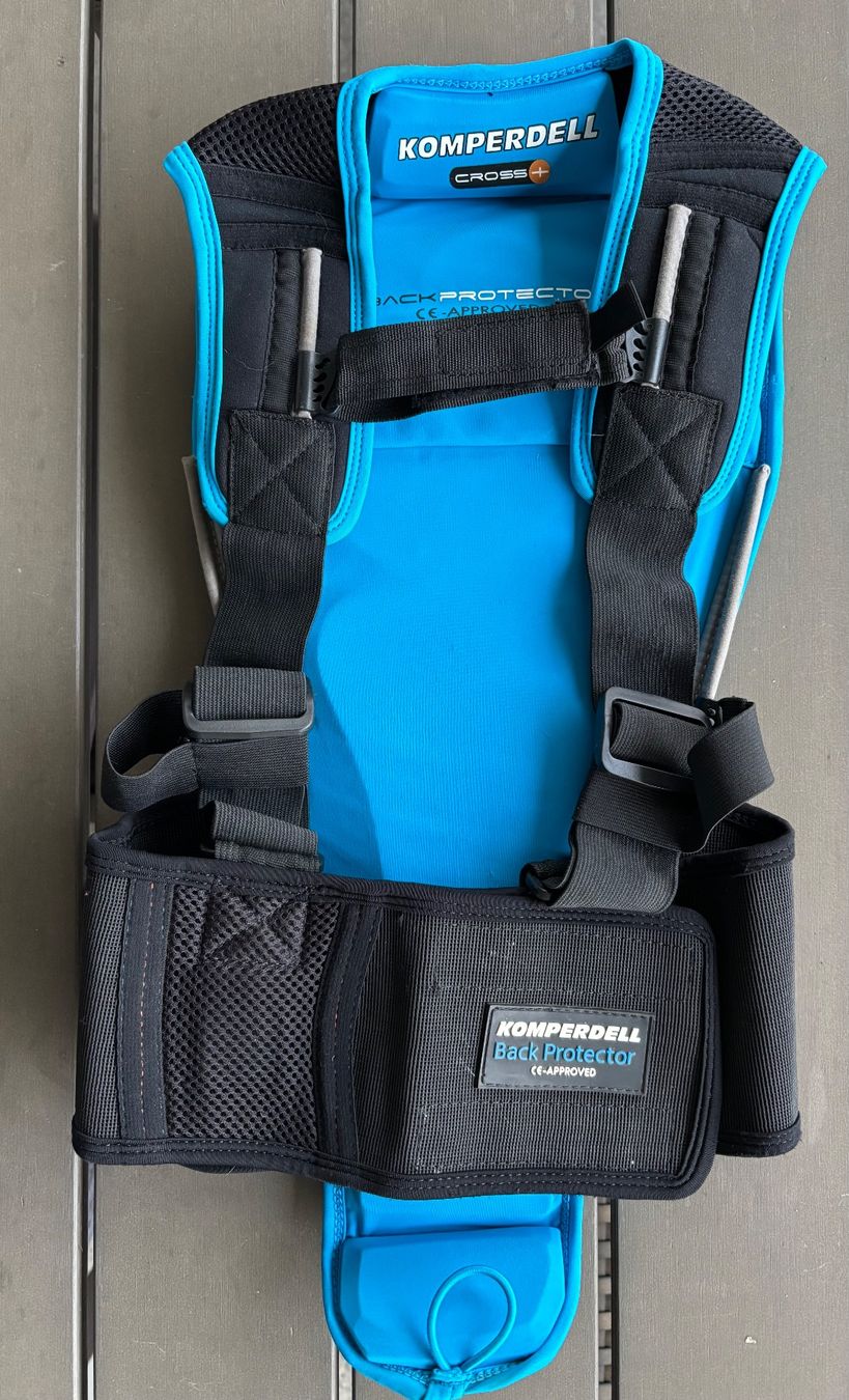 Komperdell Schutz & Schoner: Komperdell Rowdy Protektorweste Wing Blue, Gr. M – Gebraucht aus Ebnat-Kappel von Molton 2