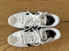 Basket adidas