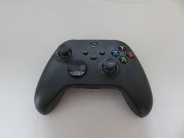 XBox Controller + XBox Akku & SteelSeries Nimbus Controller