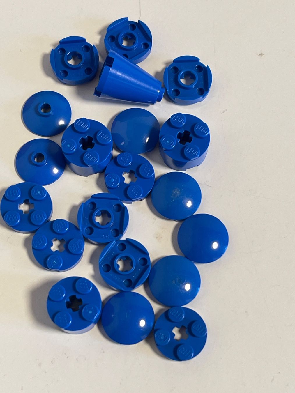 Lego Giocattoli: LEGO - 20 blaue rund – Usato da Gelterkinden venduto da cobra0110
