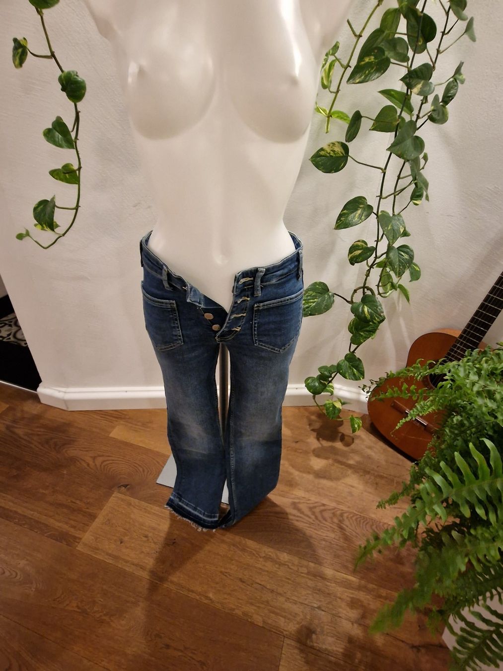 Zara Jeans: Zara Jeans, Grösse 32, Top Zustand – Gebraucht aus Wald ZH von Cjp 1