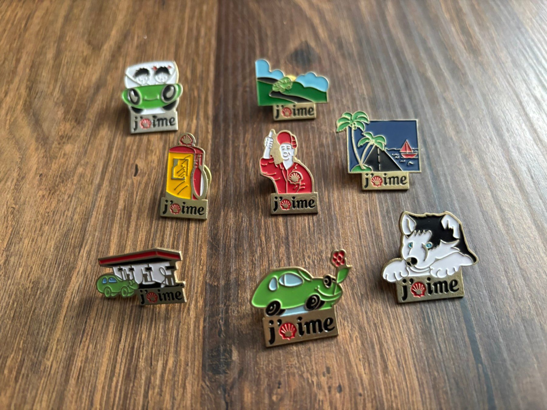 Placchette & Badge: 8 Stk. Pin - Shell Werbung J'aime – Nuovo (secondo la descrizione) da Kleinandelfingen venduto da 2Baba3