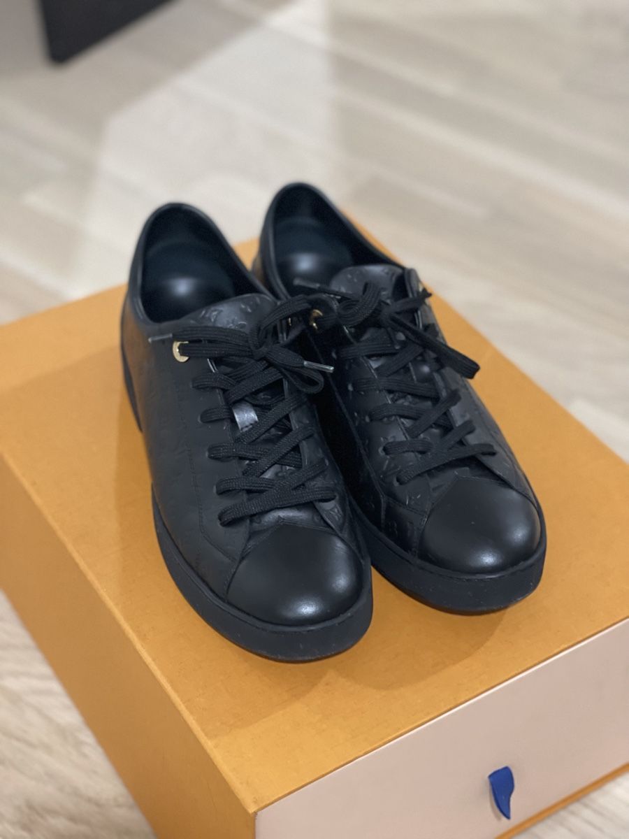 Louis Vuitton Damenschuhe: LV monogram sneakers  – Gebraucht aus Nyon von dar_lck7