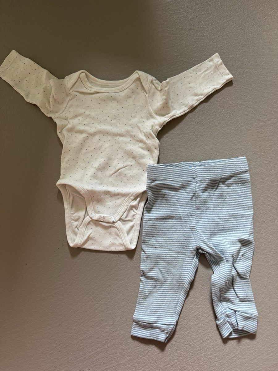 Lotti & Set di vestiti: Langarmbody+Hose Gr.62/68 – Usato da Kilchberg ZH venduto da ann_f79h
