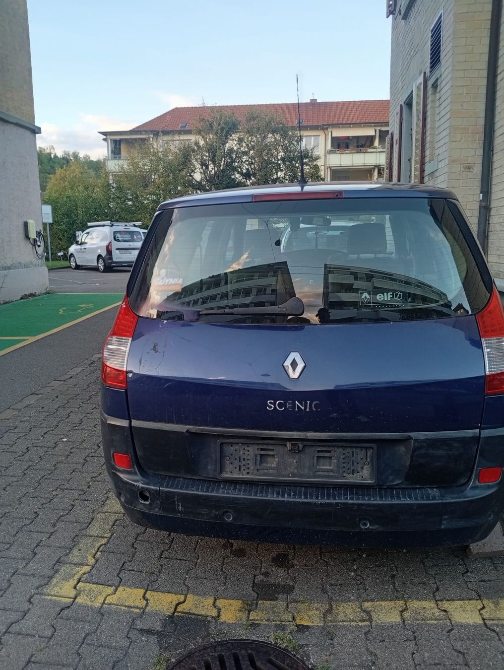 Automobili: renault scenic 2.0 – Usato da Frauenfeld venduto da abd_q6ry 3