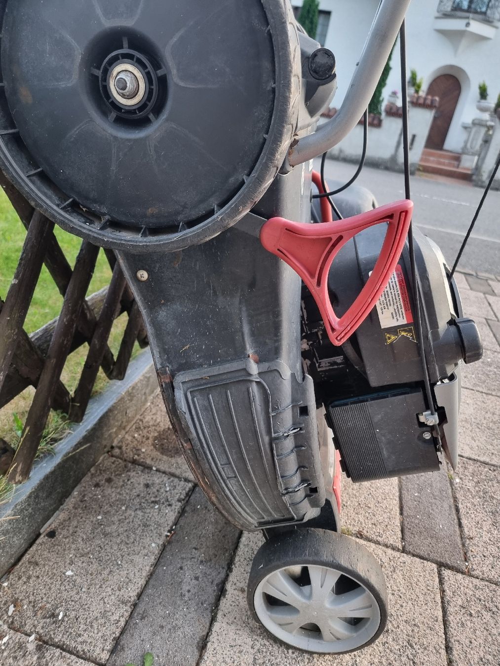 Al-ko Tagliaerba: AL-KO Benzinrasenmäher BL 550 SP – Usato da Balzers venduto da Homeandgarden 1