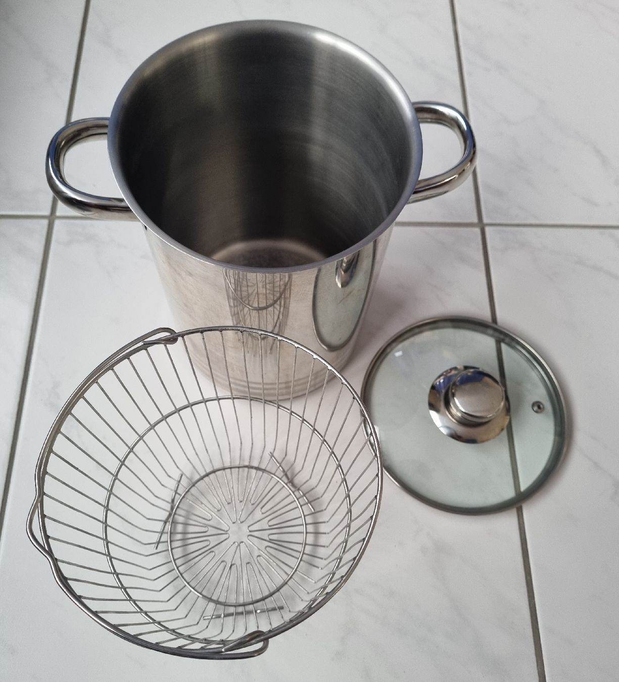 Casseroles: Spargeltopf mit Einsatz und Glasdeckel – Neuf (Voir description) à Nottwil par Janny77