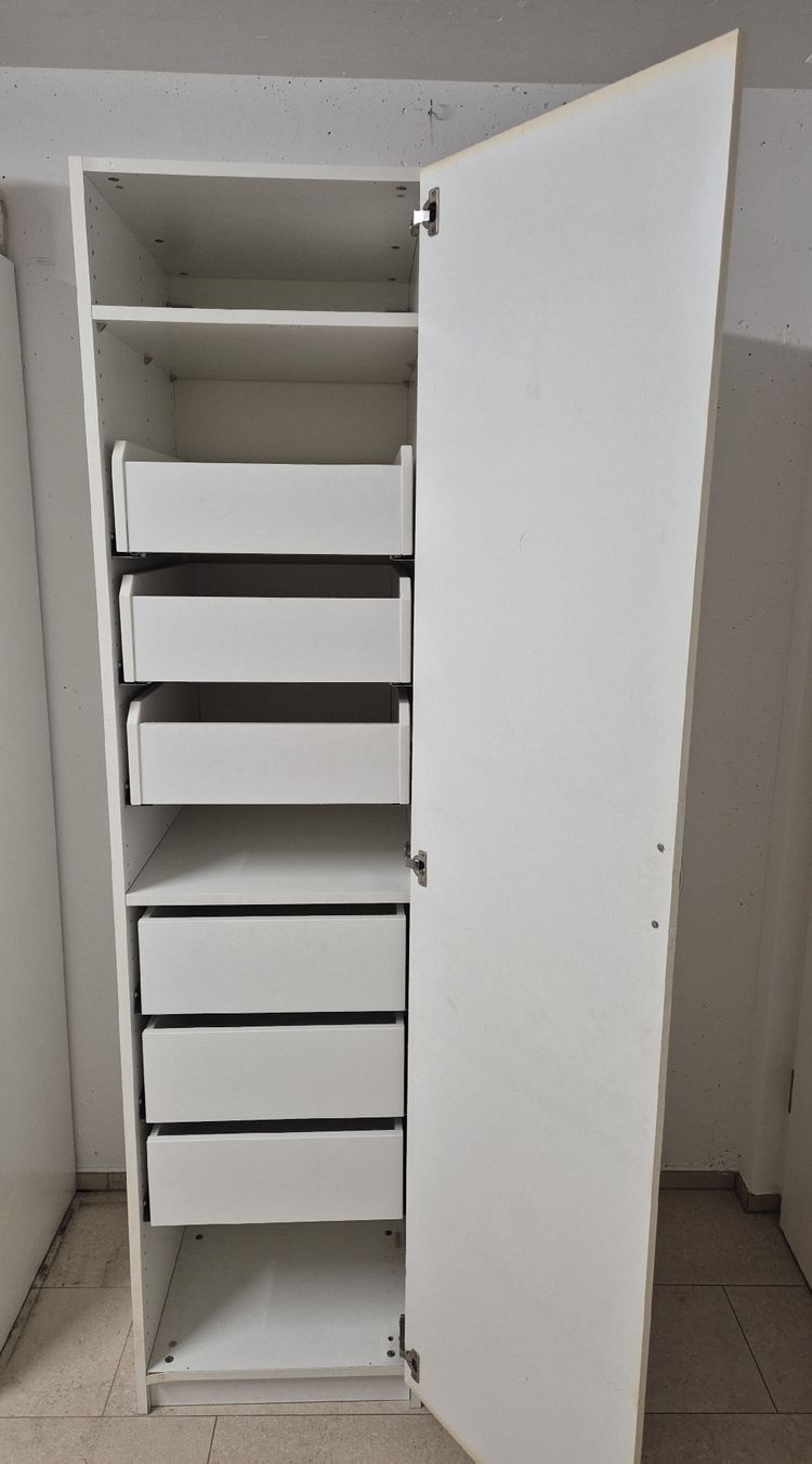 Schränke: Schrank Pax weiss mit Schubladen  – Gebraucht aus Ermatingen von Nebelhorn01