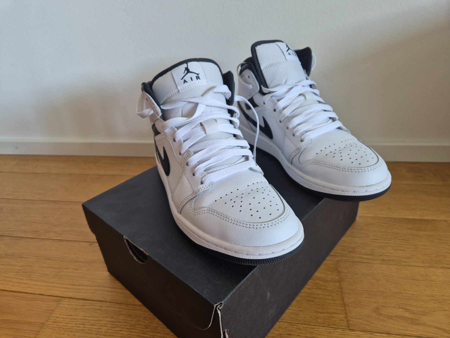 Jordan Scarpe da uomo: NIKE Air Jordan NEUF taille 40 – Nuovo e nell'imballaggio originale da Genève venduto da Talhinho 1