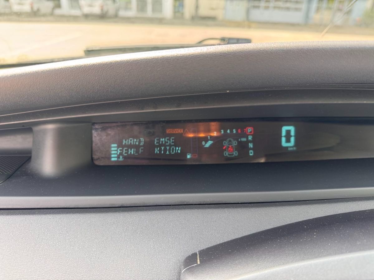 Renault Automobili: Renault Megane Scenic Automat – Usato da Mettmenstetten venduto da John_8 5
