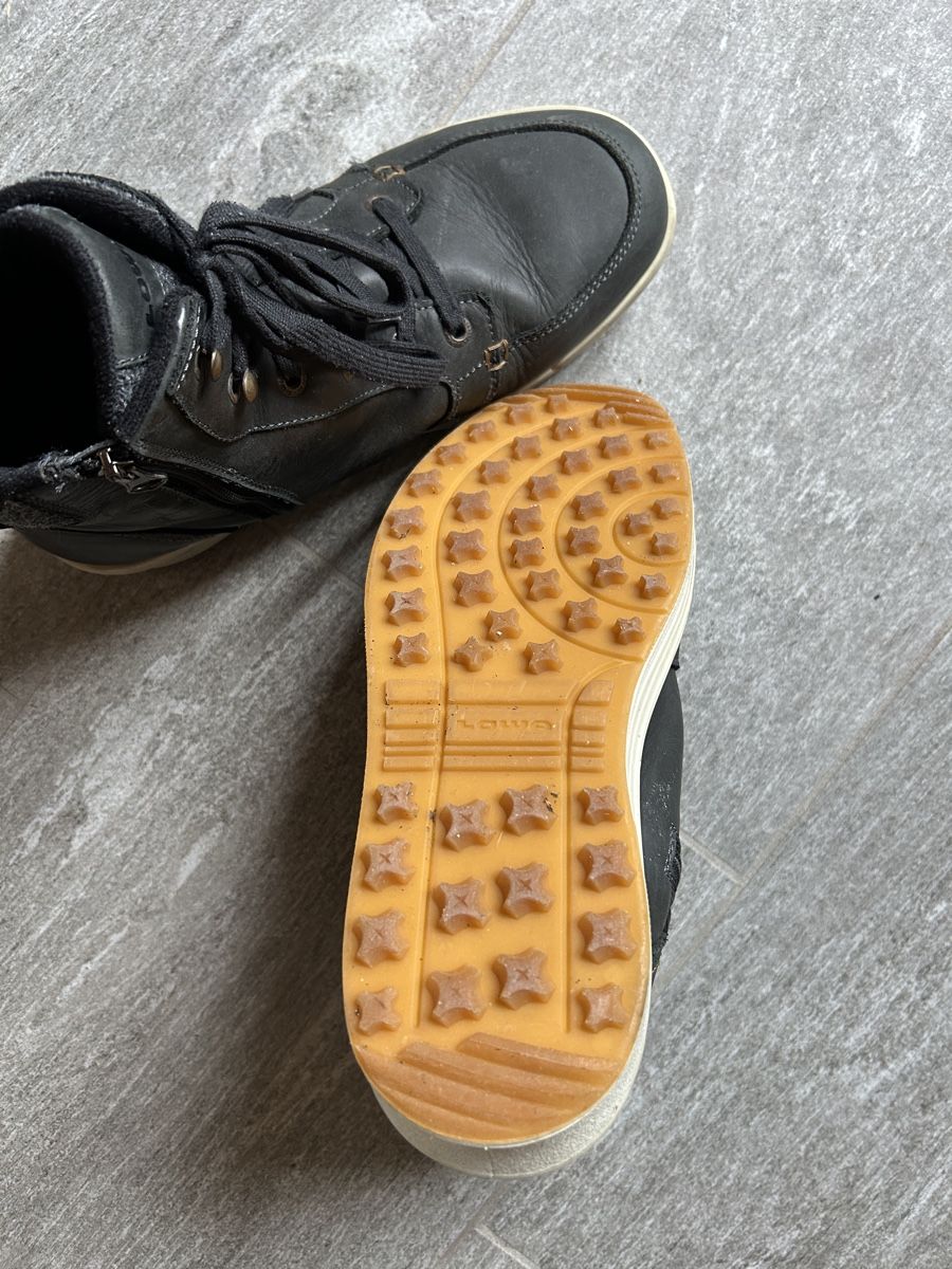 Lowa Scarpe da uomo: LOWA Winterschuh Gr. 42 – Usato da Oberurnen venduto da Berghexe 2