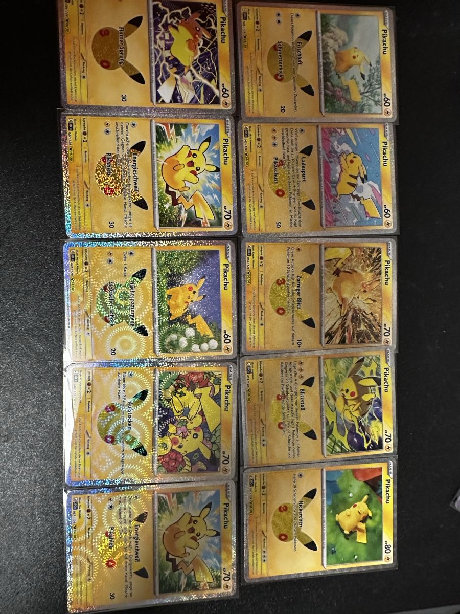 Pokémon Carte collezionabili: Pokémon 30th anniversary Pikachu Karten – Nuovo (secondo la descrizione) da Rüschlikon venduto da kia_2cm2